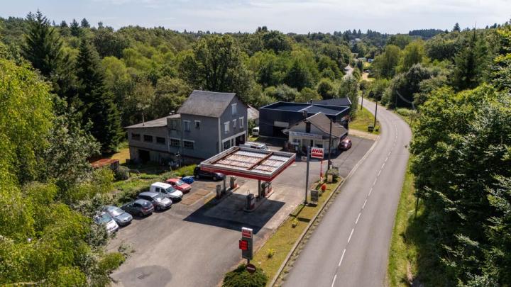 La station de service automobile de Corrèze